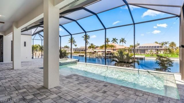2133 Cape Coral Pkwy W, Cape Coral, FL 33914 Photo