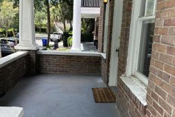 56 Laurens Street photo 4