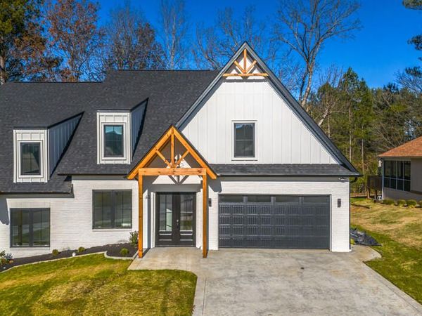 413 Lochmere Drive, Morristown, TN 37814