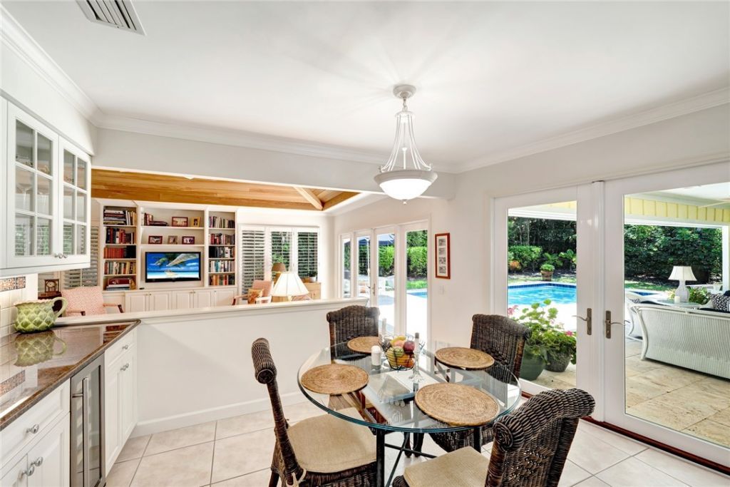 701 Canoe Trail, Vero Beach, FL 32963 Photo