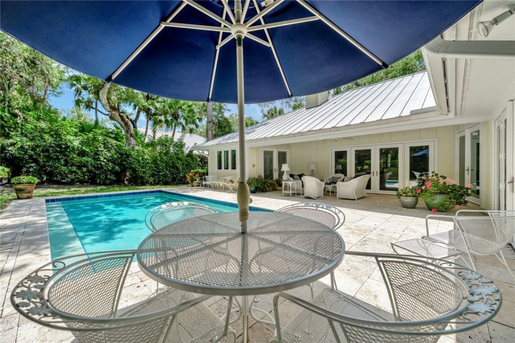 701 Canoe Trail, Vero Beach, FL 32963 Photo