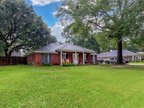 1497 Hunters Court, Mobile, AL 36695