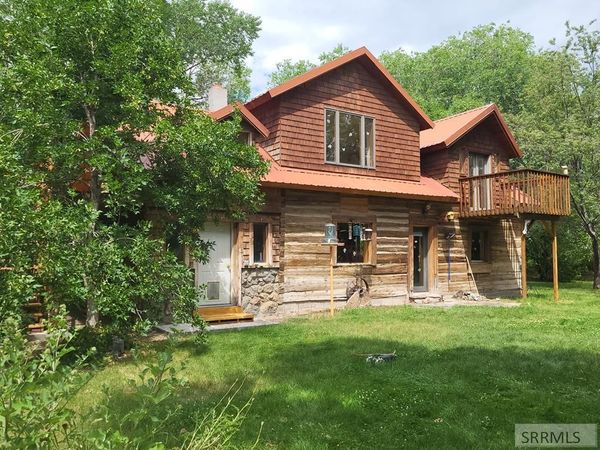 3326 W 3400 N, MOORE, ID 83255
