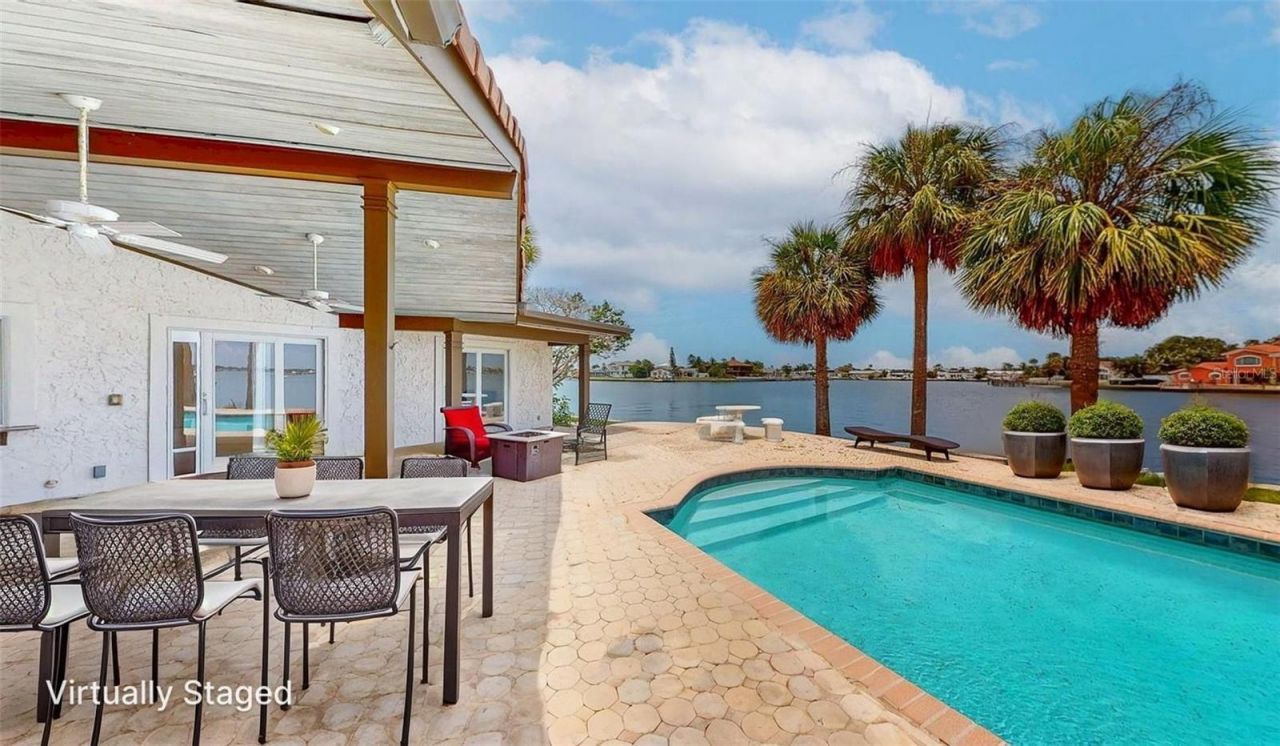 5960 Bahama Way N, Saint Pete Beach, FL 33706 Photo