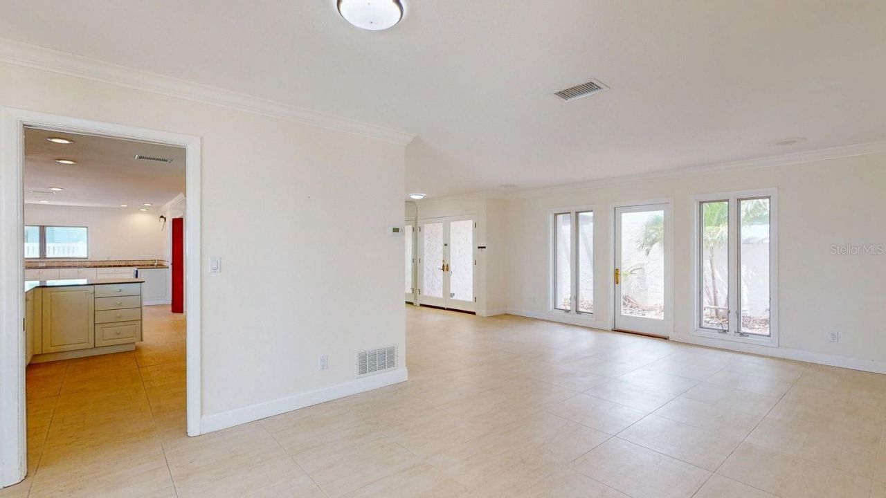 5960 Bahama Way N, Saint Pete Beach, FL 33706 Photo