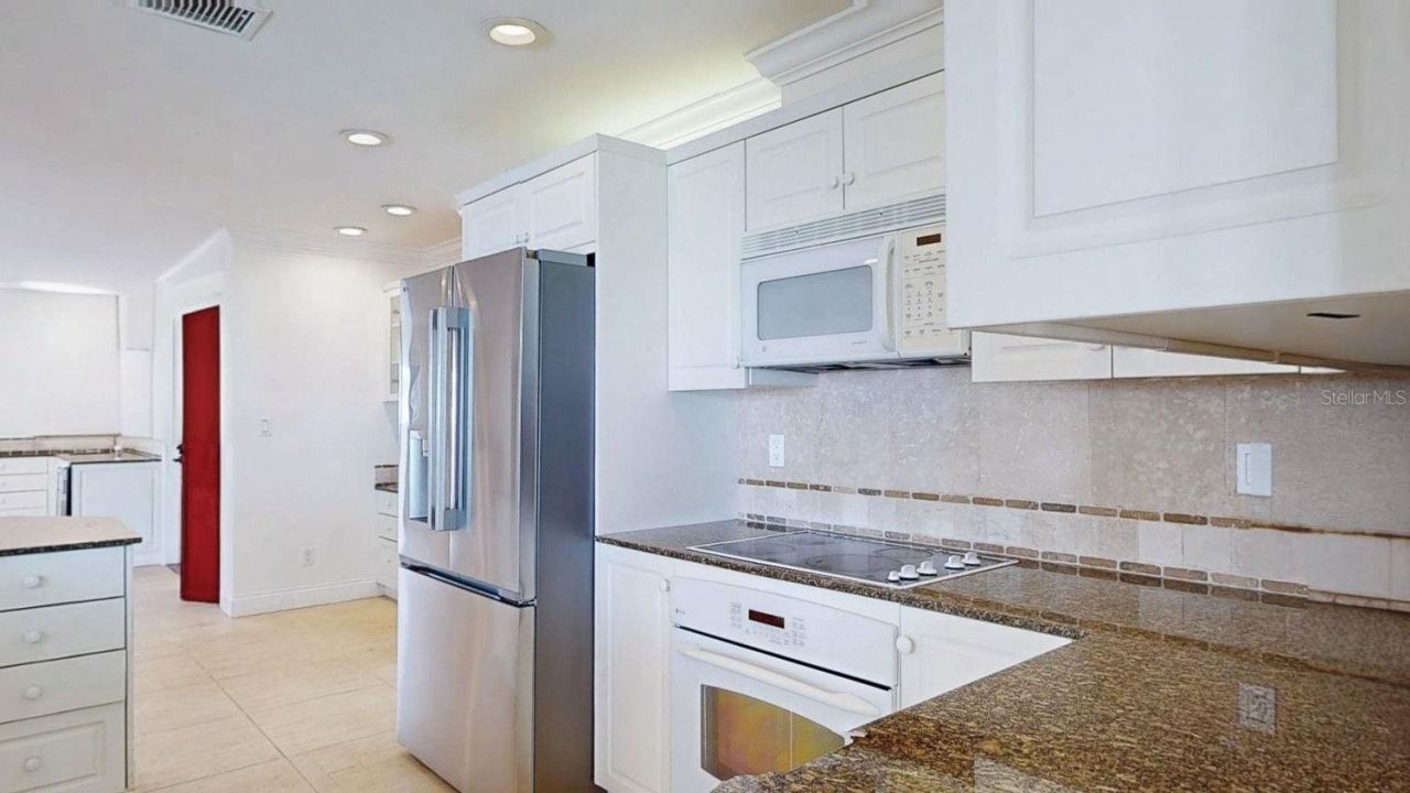5960 Bahama Way N, Saint Pete Beach, FL 33706 Photo