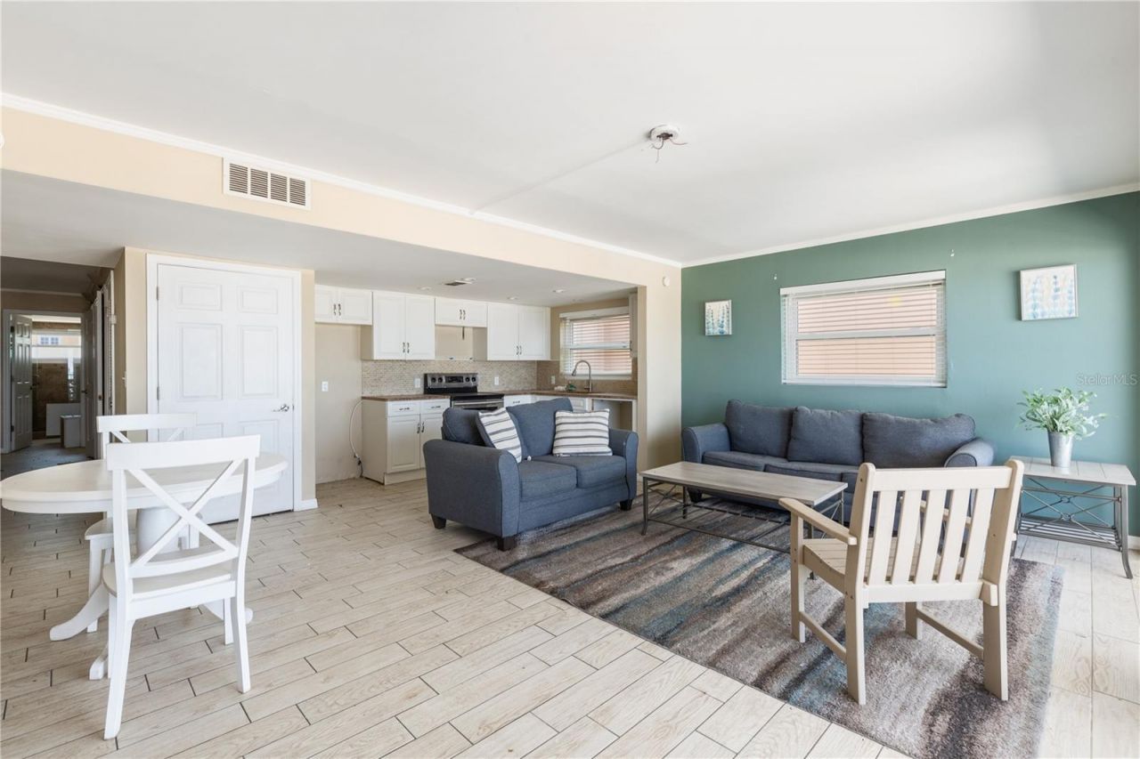 19310 Gulf Boulevard, Indian Shores, FL 33785 Photo