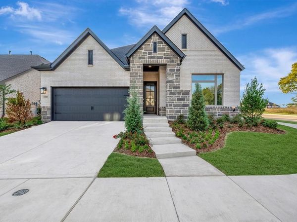 1520 Ebling Way, Van Alstyne, TX 75495