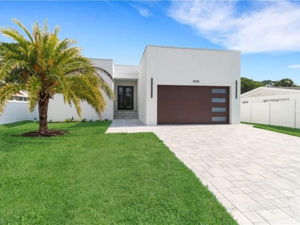 1415 13th AVE N, NAPLES, FL 34102