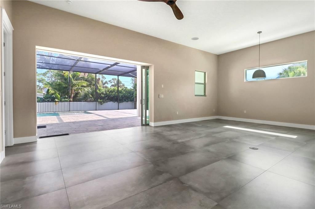1415 13th Ave N, Naples, FL 34102 Photo