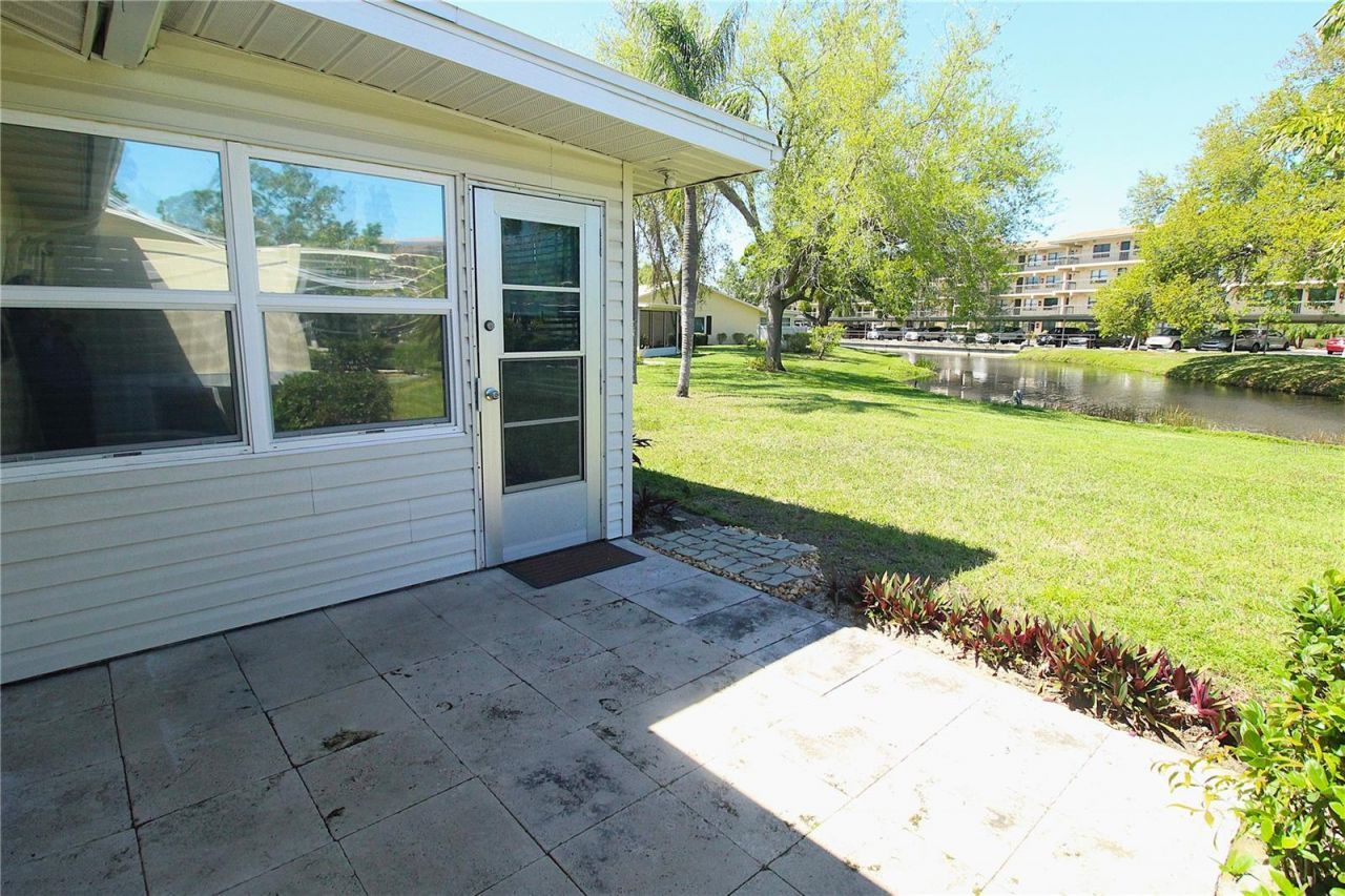 390 301 Boulevard W, Unit 24D, Bradenton, FL 34205 Photo