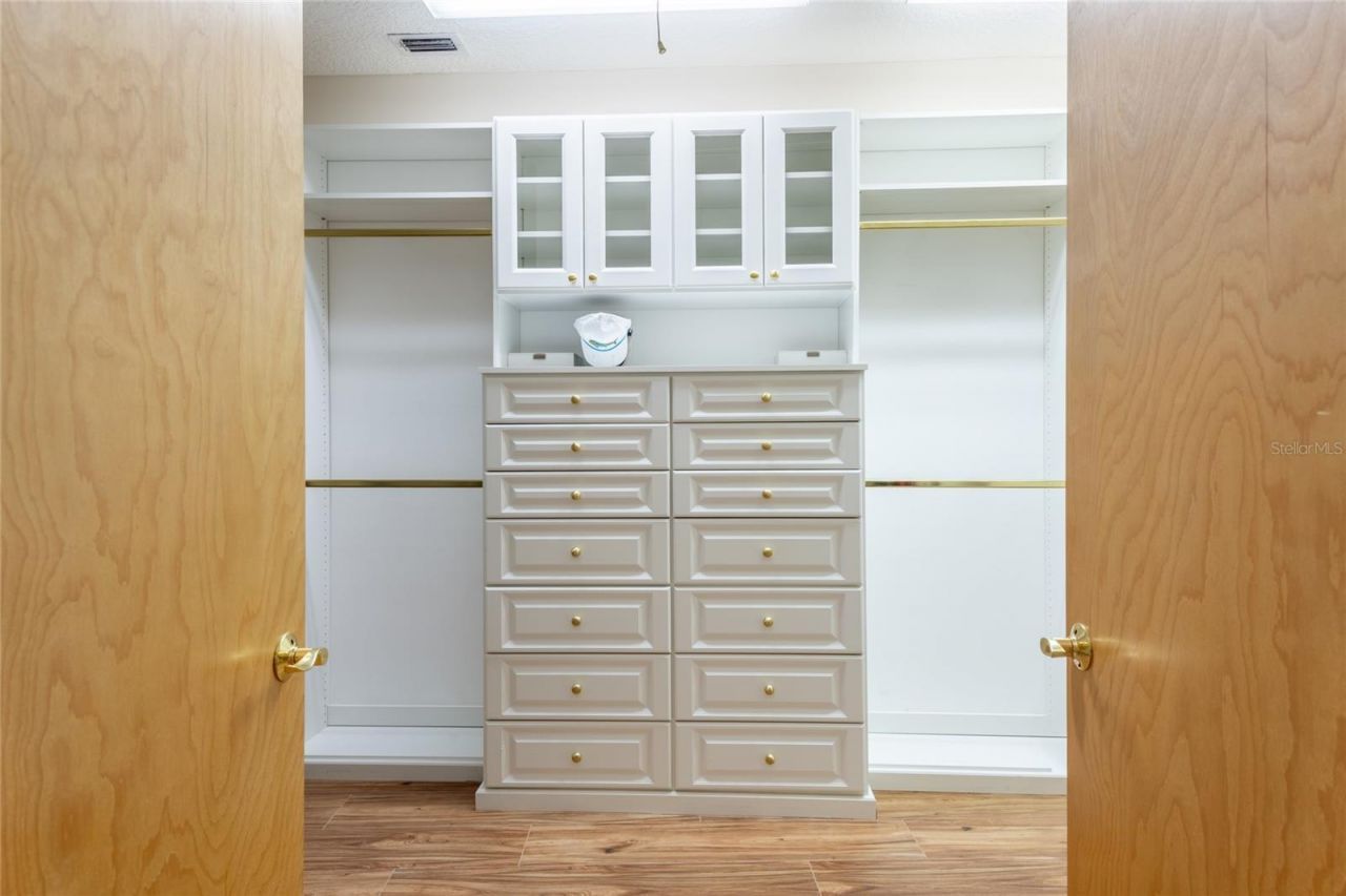 4703 Dolphin Cay Lane S, Saint Petersburg, FL 33711 Photo