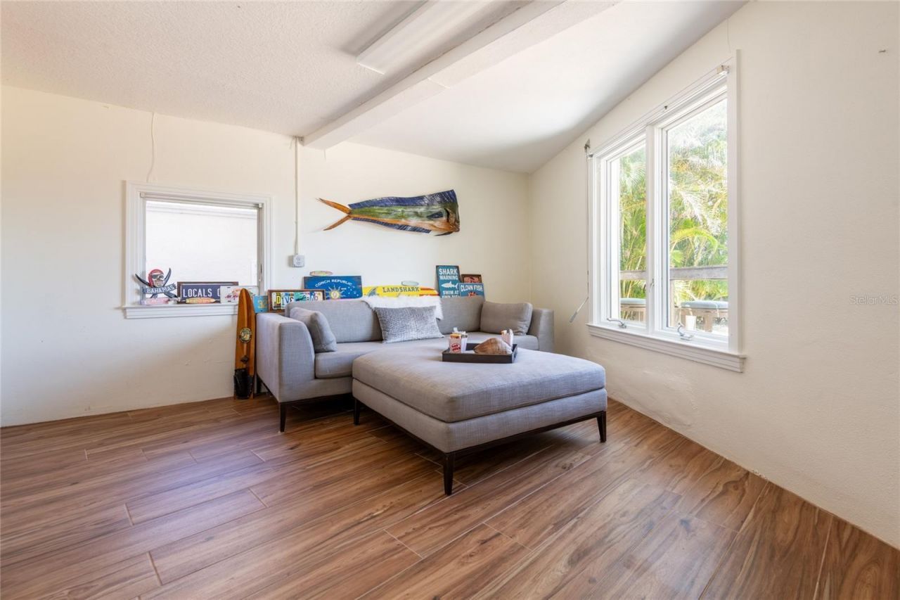 4703 Dolphin Cay Lane S, Saint Petersburg, FL 33711 Photo