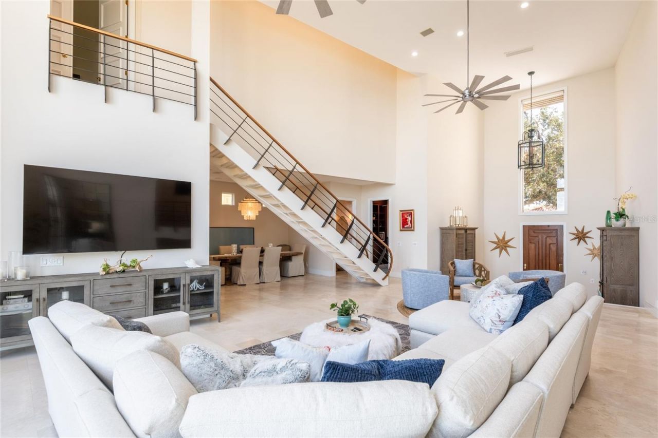 4703 Dolphin Cay Lane S, Saint Petersburg, FL 33711 Photo