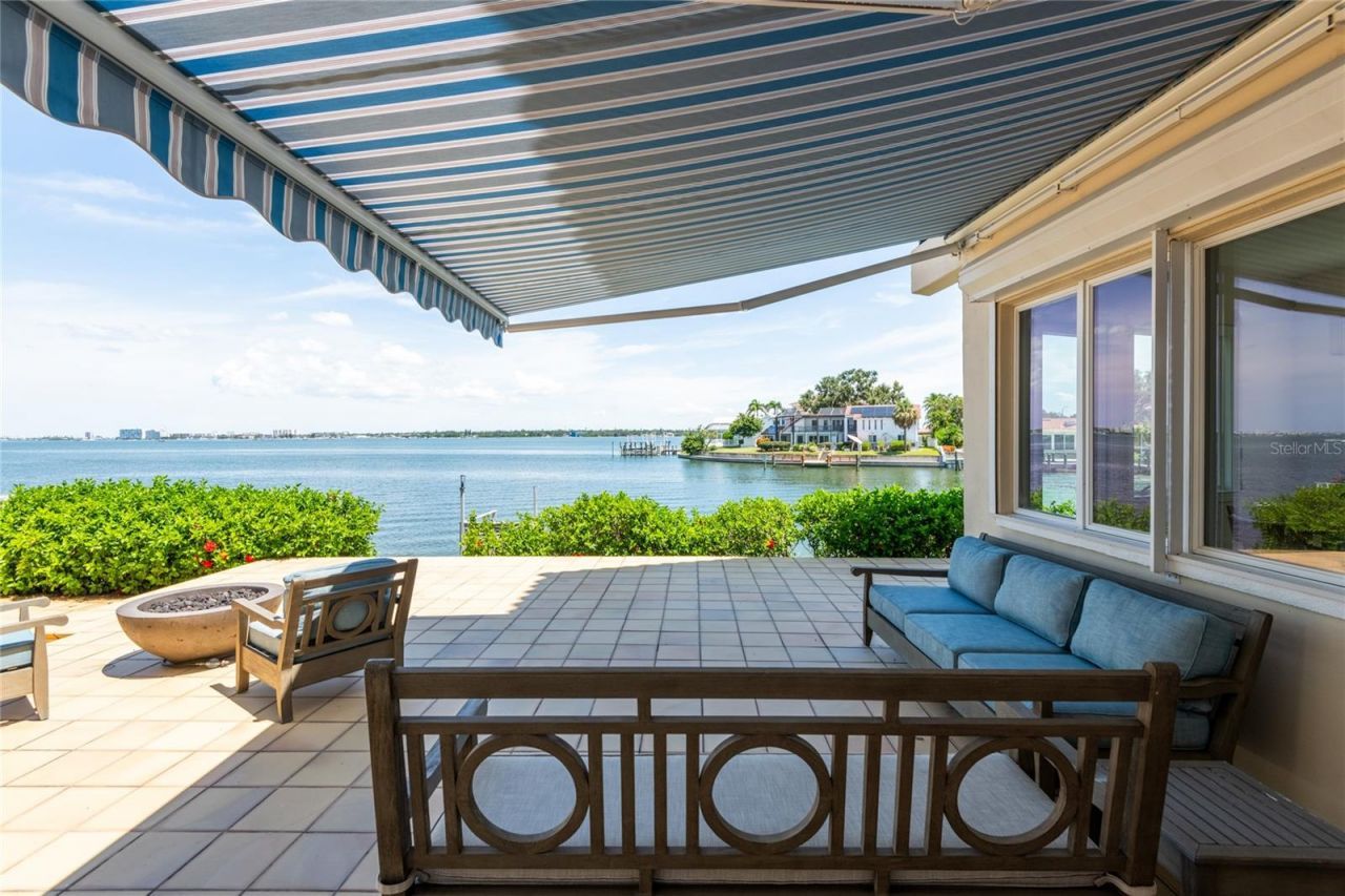 4703 Dolphin Cay Lane S, Saint Petersburg, FL 33711 Photo