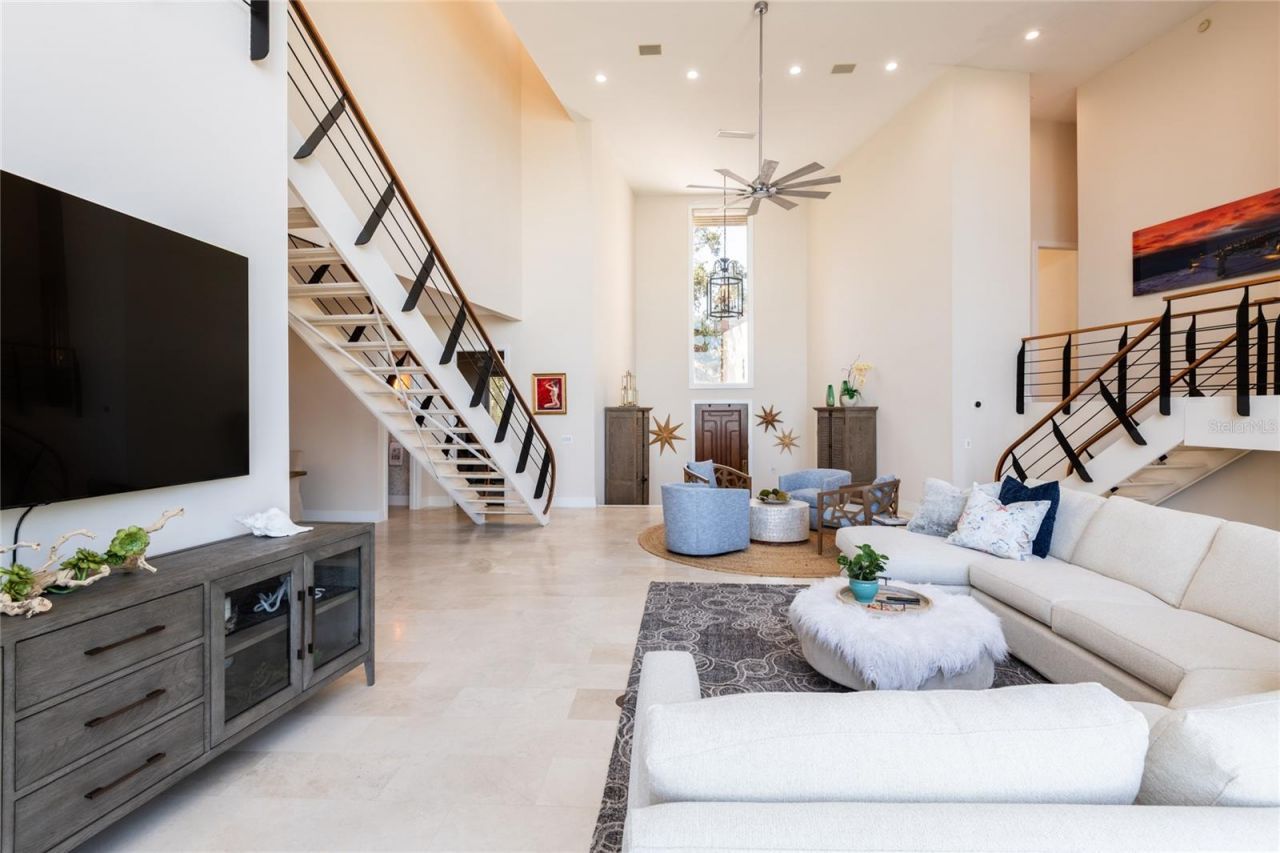 4703 Dolphin Cay Lane S, Saint Petersburg, FL 33711 Photo