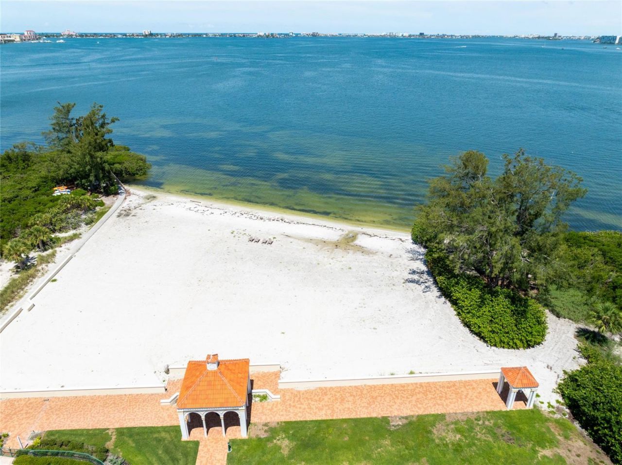 4703 Dolphin Cay Lane S, Saint Petersburg, FL 33711 Photo