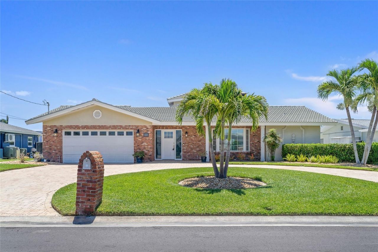 5433 Oakhurst Drive, Seminole, FL 33772 Photo