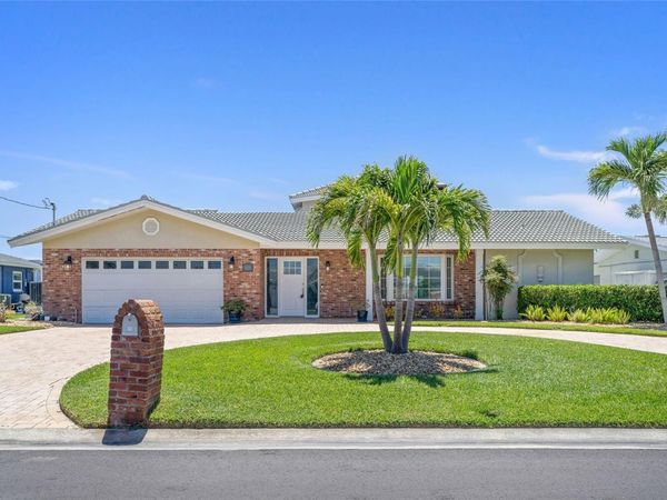 5433 OAKHURST DRIVE, SEMINOLE, FL 33772
