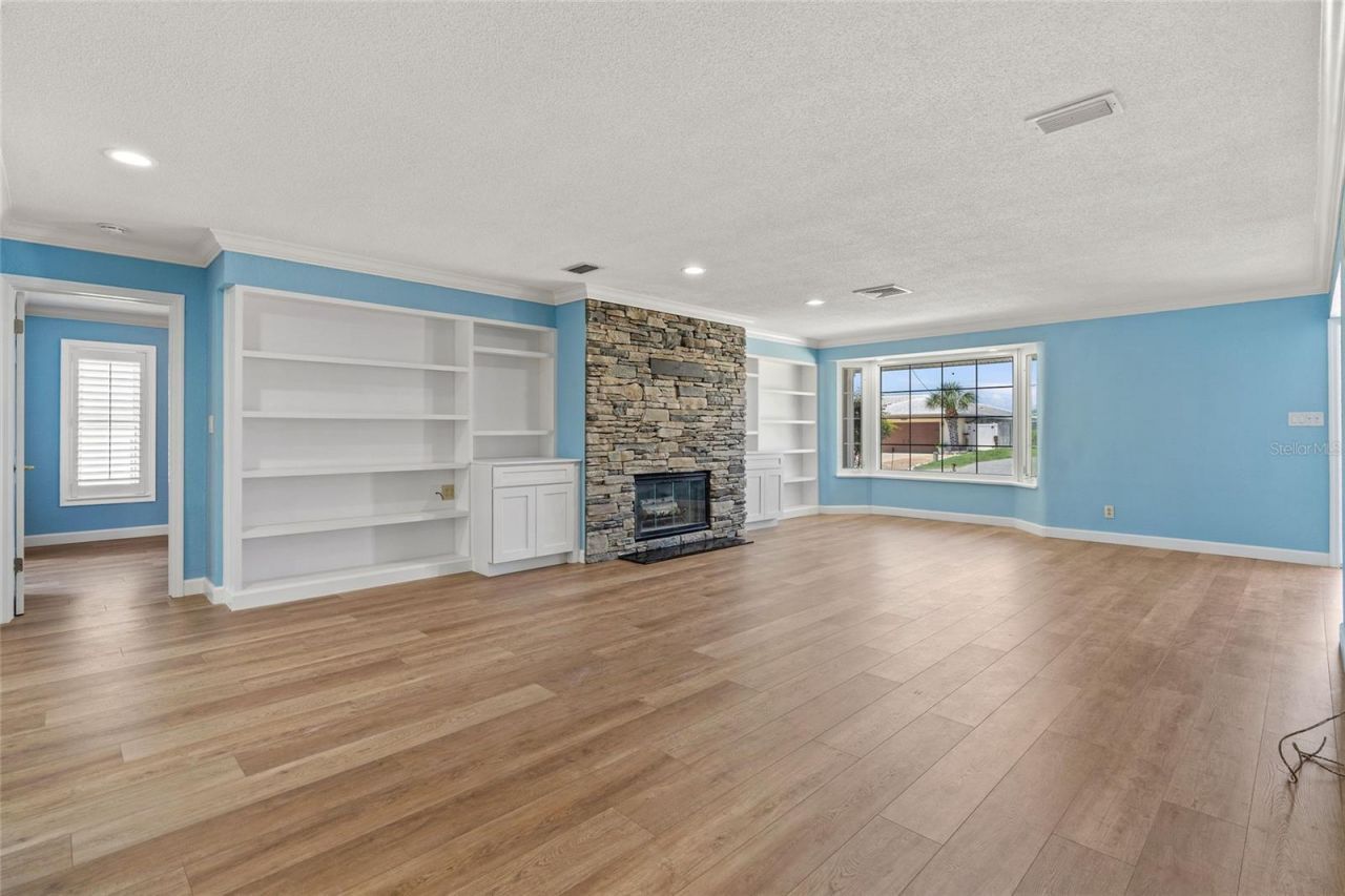 5433 Oakhurst Drive, Seminole, FL 33772 Photo