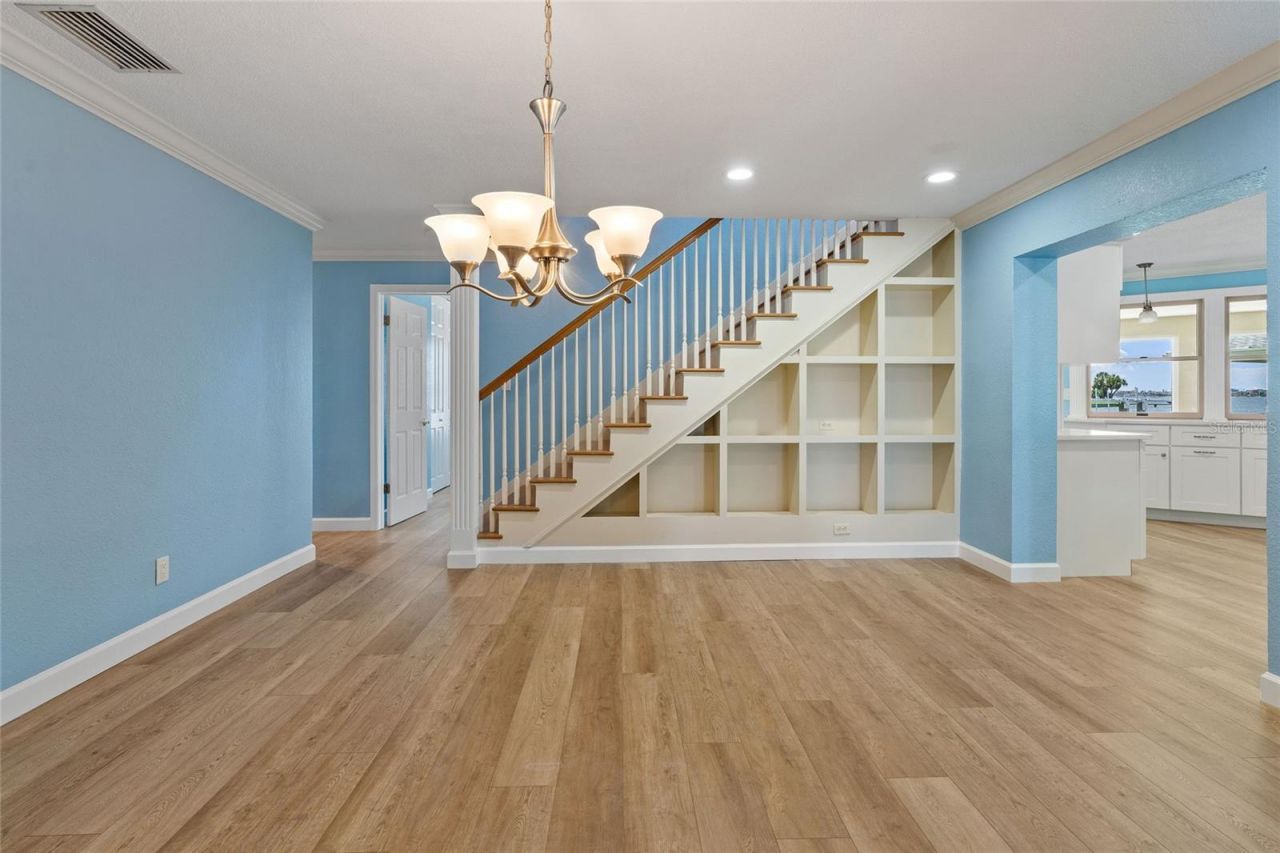 5433 Oakhurst Drive, Seminole, FL 33772 Photo