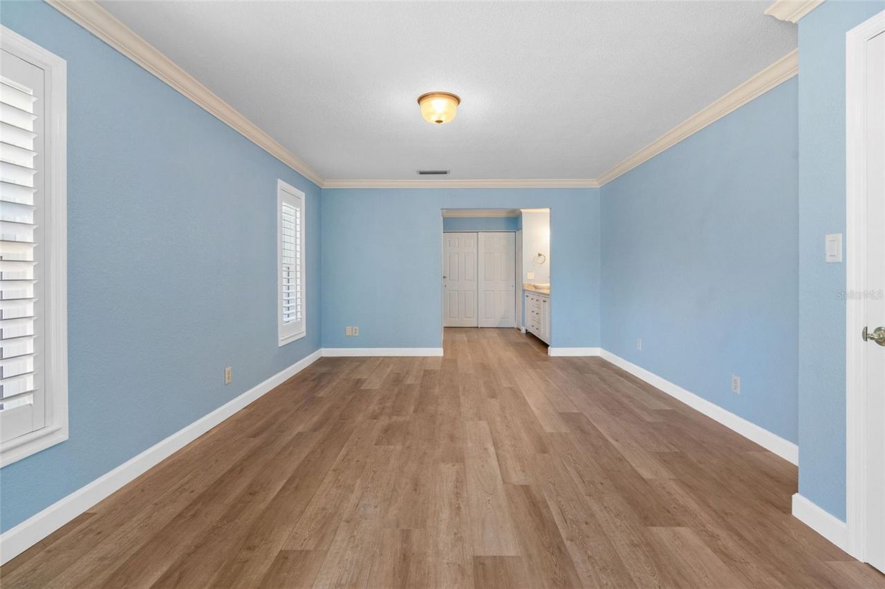 5433 Oakhurst Drive, Seminole, FL 33772 Photo