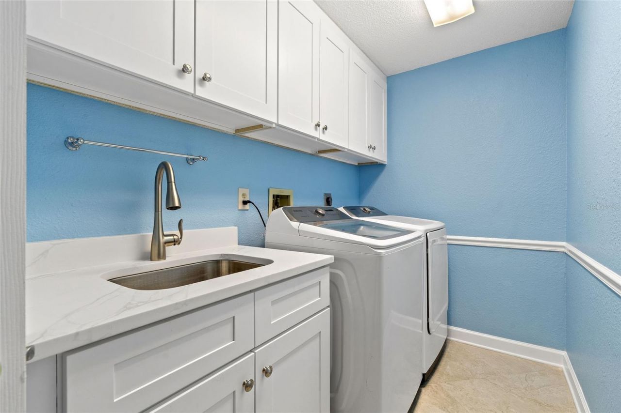 5433 Oakhurst Drive, Seminole, FL 33772 Photo