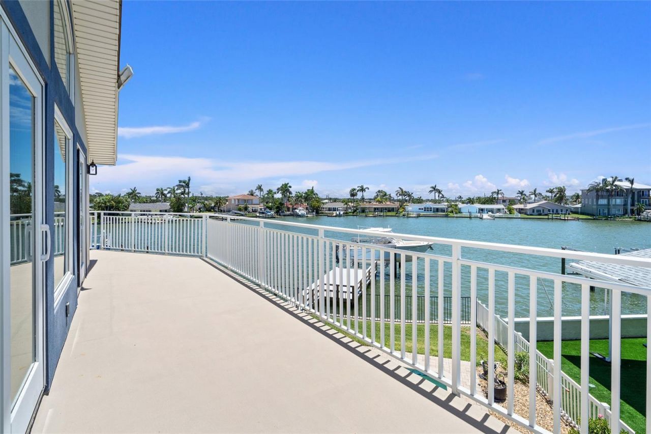 5433 Oakhurst Drive, Seminole, FL 33772 Photo