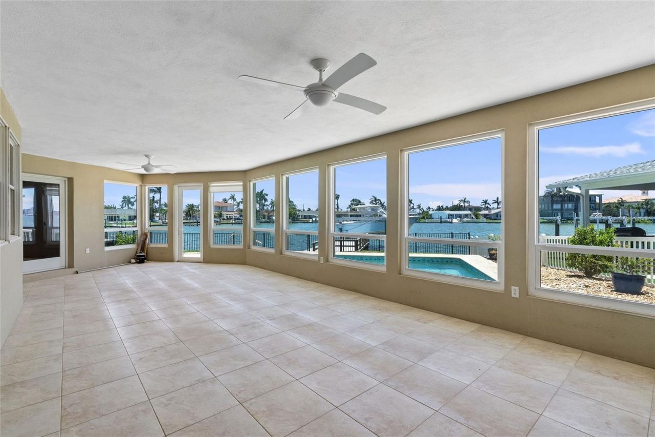 5433 Oakhurst Drive, Seminole, FL 33772 Photo