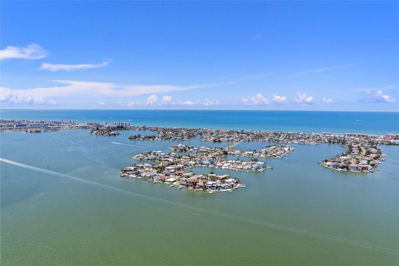 5433 Oakhurst Drive, Seminole, FL 33772 Photo