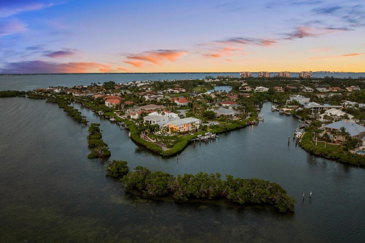 3576 Fair Oaks Way, Longboat Key, FL 34228 Photo