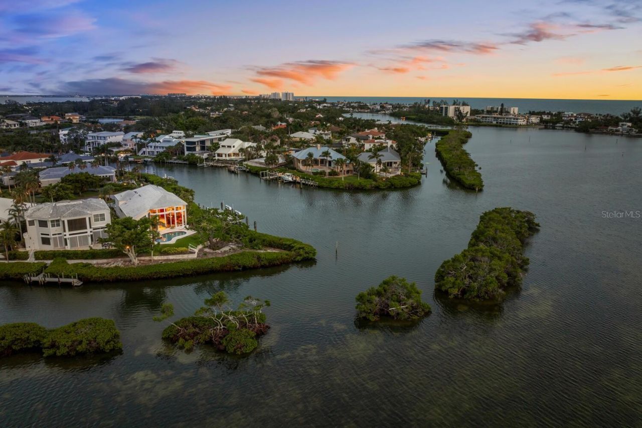 3576 Fair Oaks Way, Longboat Key, FL 34228 Photo