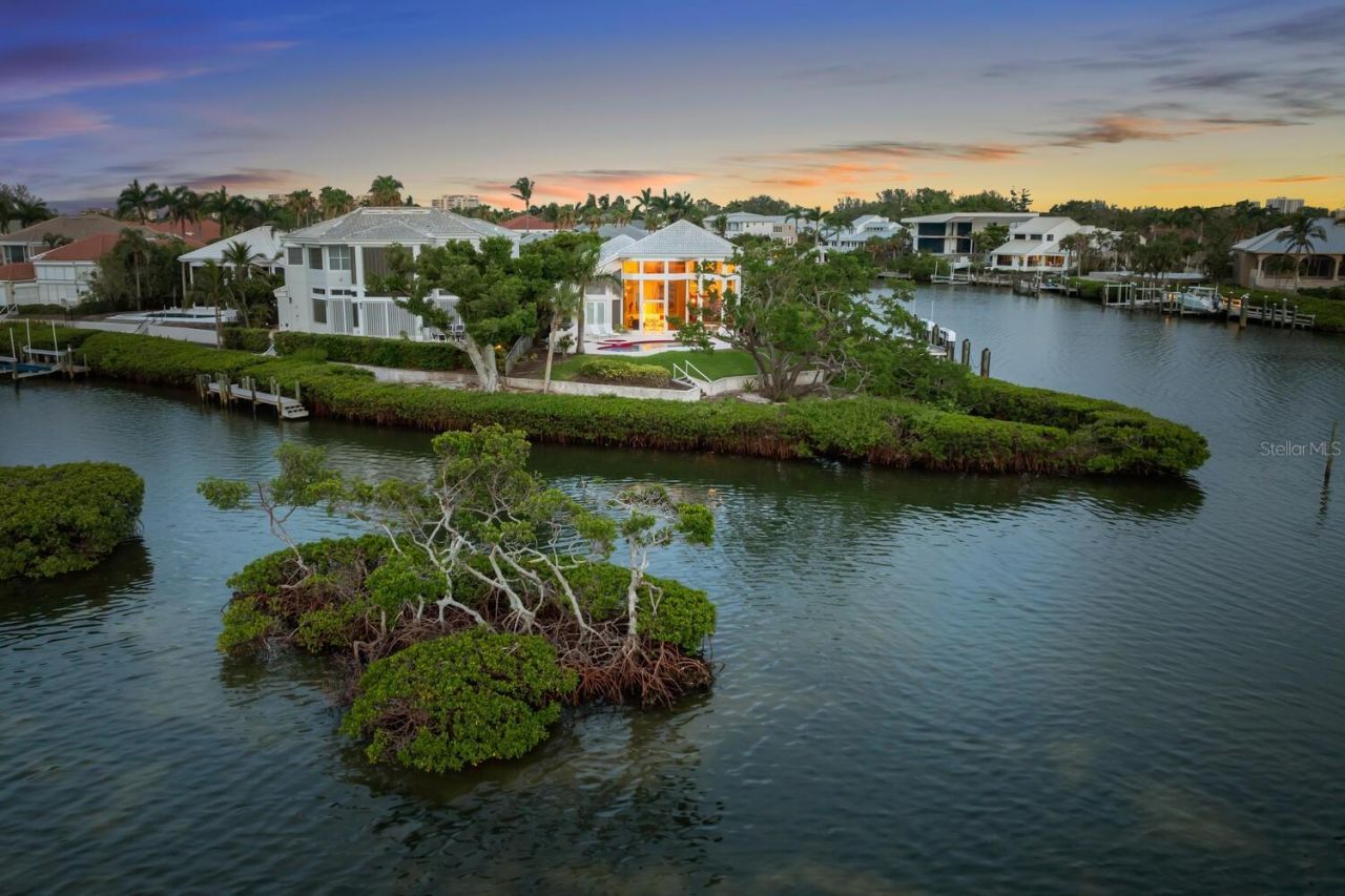 3576 Fair Oaks Way, Longboat Key, FL 34228 Photo