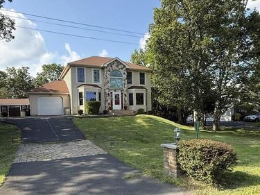 348 CLICKO LANE, EAST STROUDSBURG, PA 18301