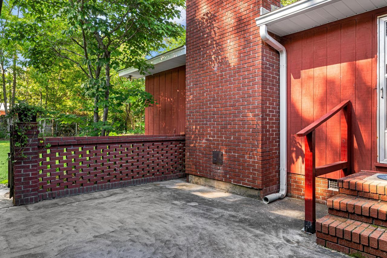 591 Azalea Drive Drive Photo 32