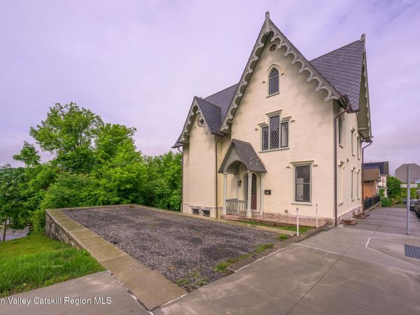 59 Allen Street, Hudson, NY 12534