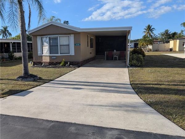 10750 Wales LOOP, BONITA SPRINGS, FL 34135