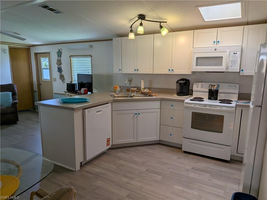 10750 Wales Loop, Bonita Springs, FL 34135 Photo