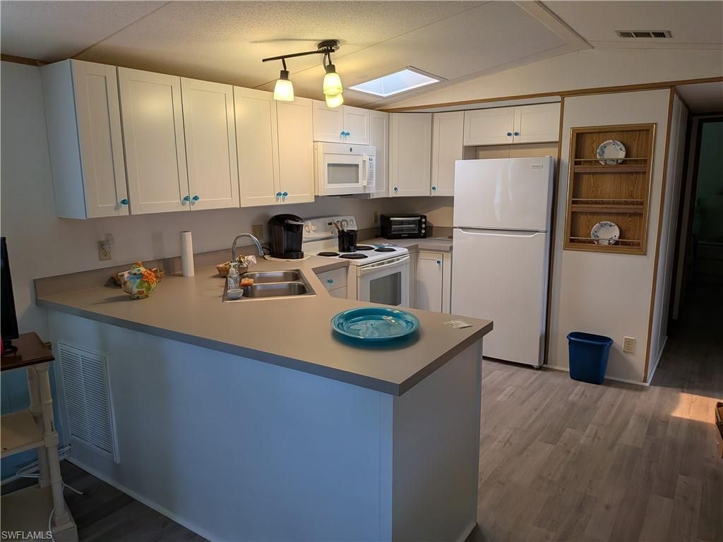 10750 Wales Loop, Bonita Springs, FL 34135 Photo