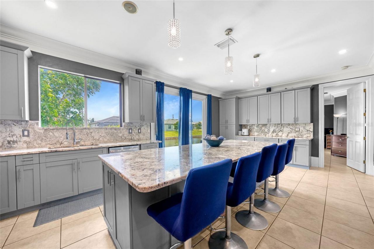 118 SW 21st Terrace, Cape Coral, FL 33991 Photo