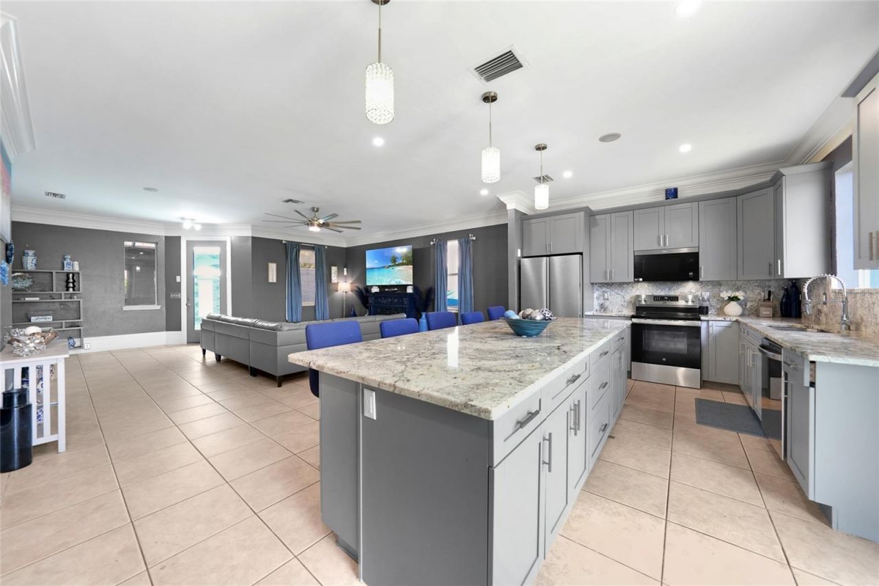 118 SW 21st Terrace, Cape Coral, FL 33991 Photo