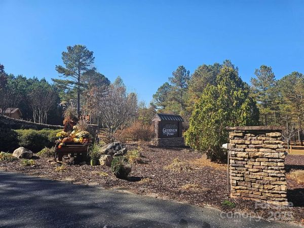 1211 Mountain Vista Drive, Nebo, NC 28761