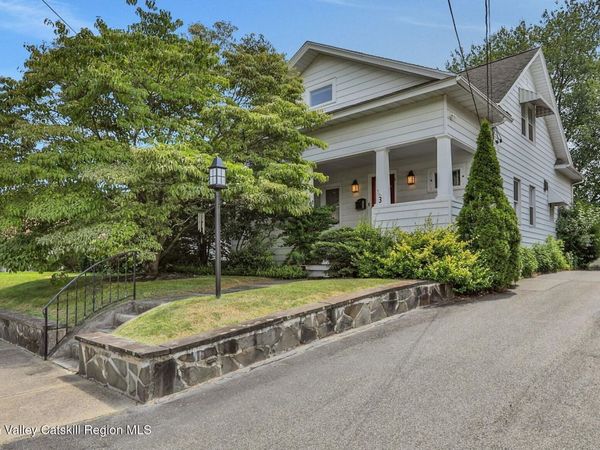 3 Finger Street, Saugerties, NY 12477