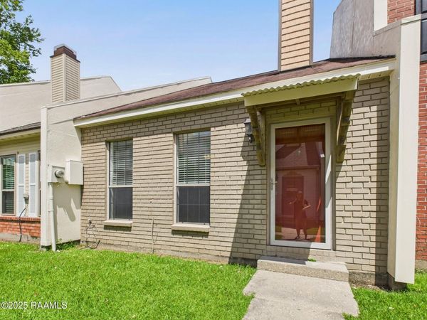 207 Long Plantation Boulevard, Unit C, Lafayette, LA 70508