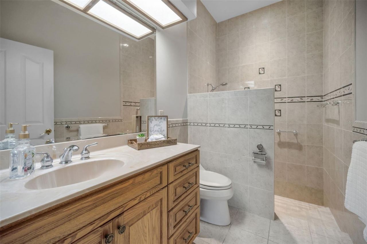 3418 Braeside Place, Clearwater, FL 33759 Photo