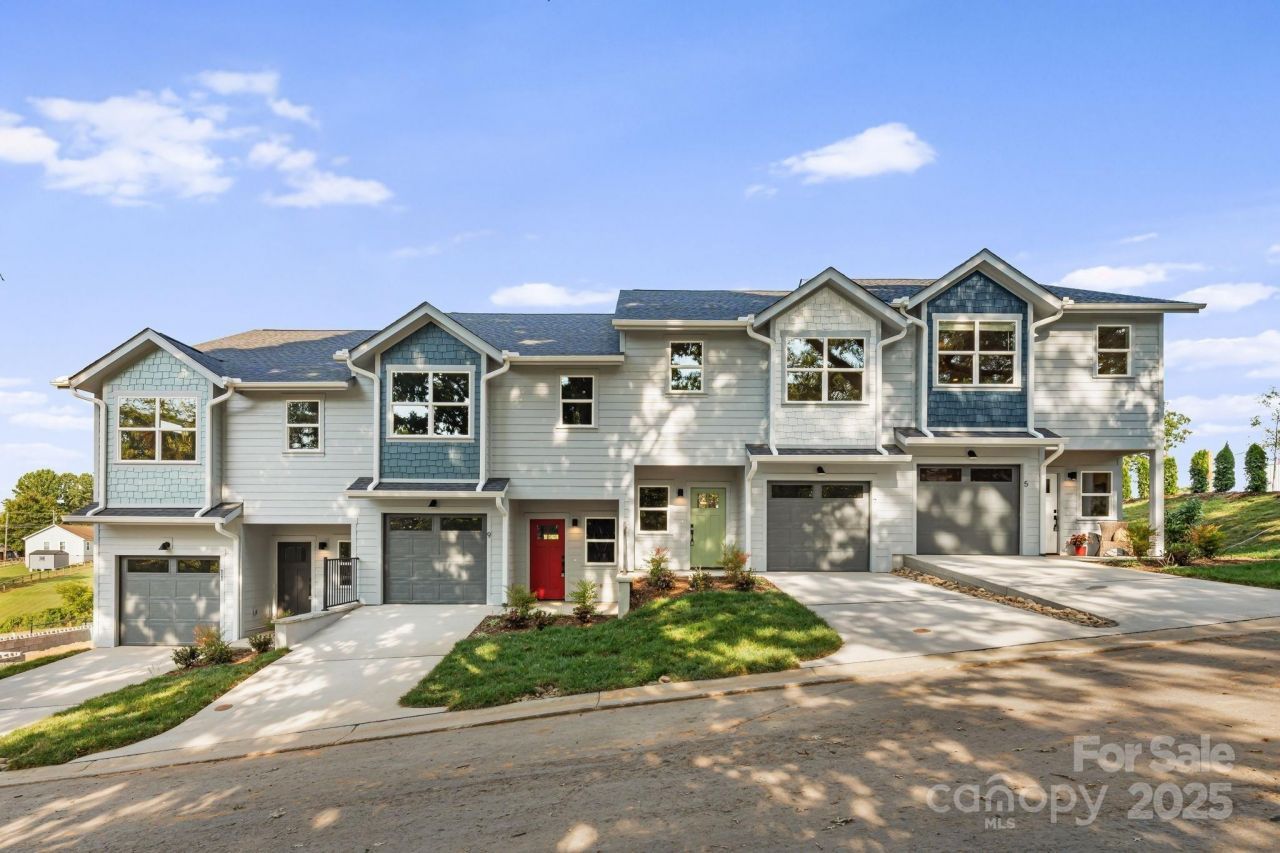 11 Bolton Street, Unit 6, Asheville, NC 28806