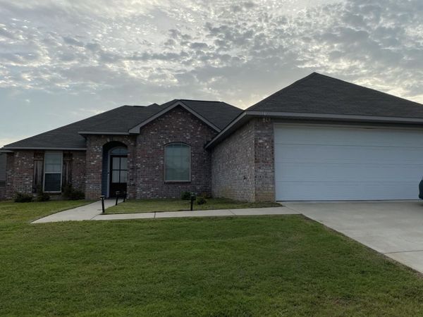 213 Longfellow Cove, Byram, MS 39272