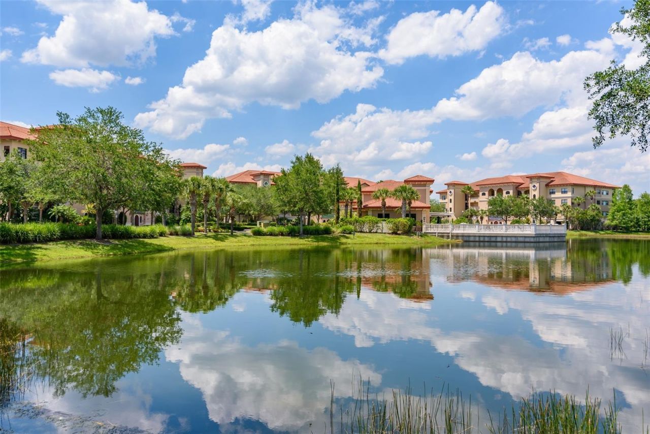 7710 Lake Vista Court, Unit 403, Lakewood Ranch, FL 34202 Photo