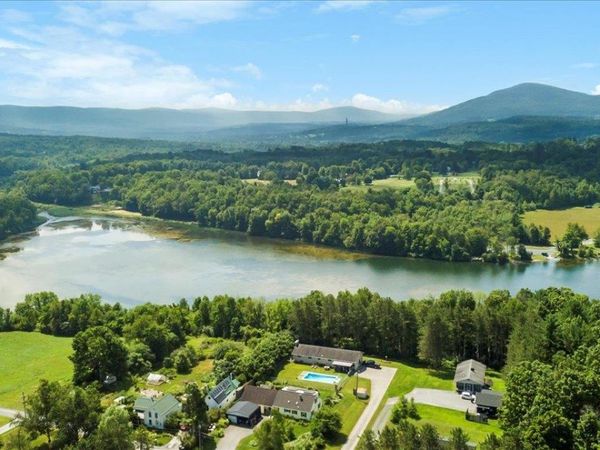 100 McCarthy Acres Road, Shaftsbury, VT 05257