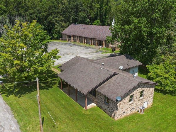121 Hillview, Raceland, KY 41169